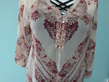 Load image into Gallery viewer, SzXL Pink Maurices Floral Top NWT