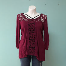 Load image into Gallery viewer, SzXL Red Crochet Tunic Maurices