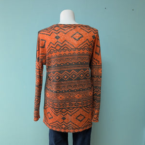 SzXL Grey/Orange Aztec Print Sweater