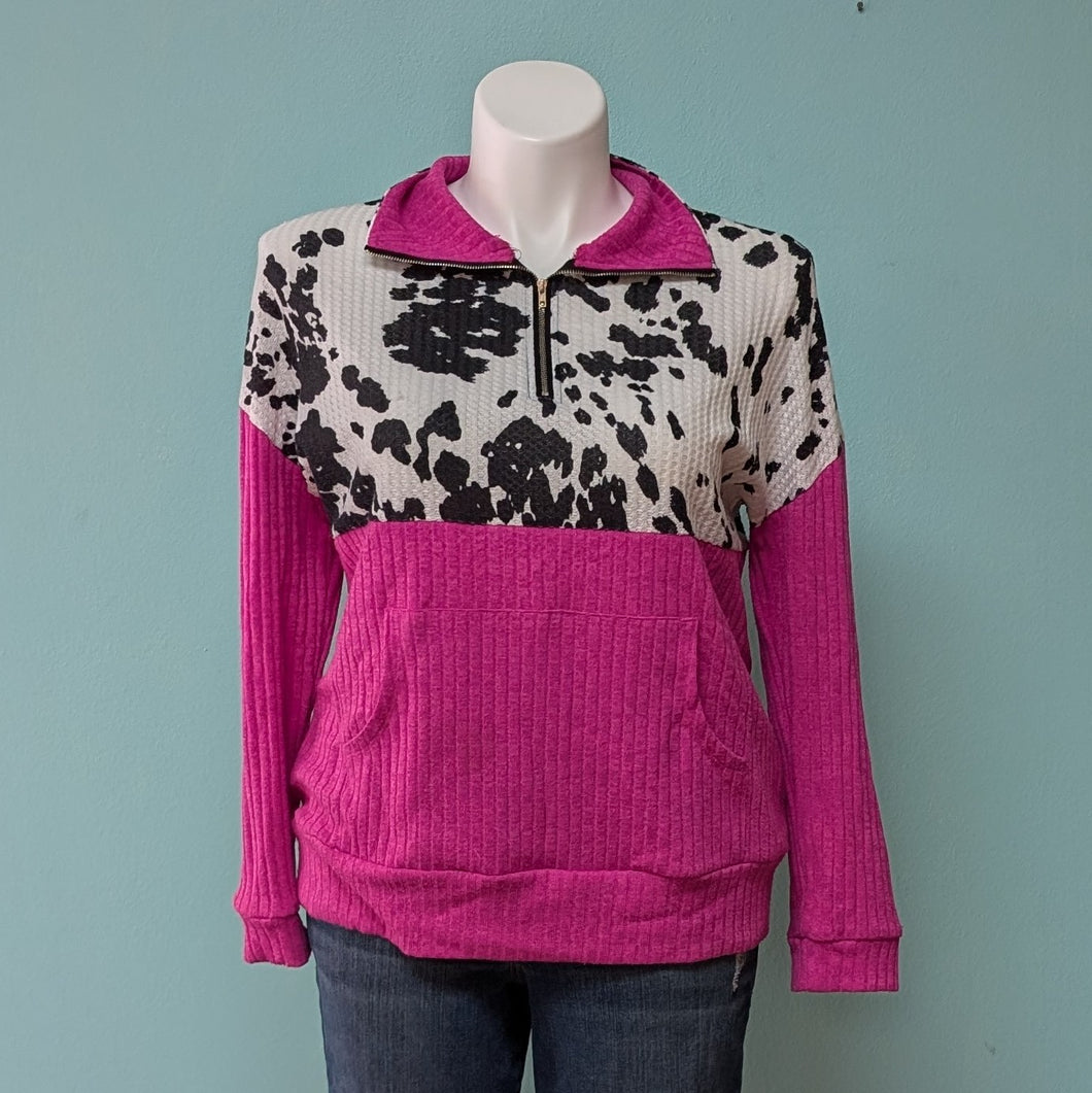 SzXL Pink Cow Print Thermal Pull Over