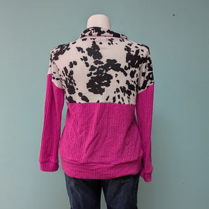 SzXL Pink Cow Print Thermal Pull Over