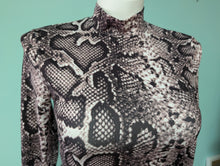 Load image into Gallery viewer, Sz0X Shein Black Snake Print Turtle Neck