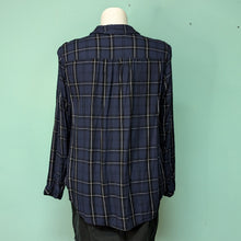 Load image into Gallery viewer, Sz2X Torrid Blue Plaid Button Up