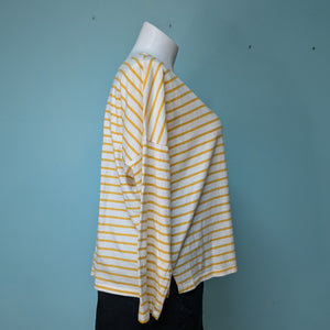 SzXXL Old Navy Yellow Stripe tee