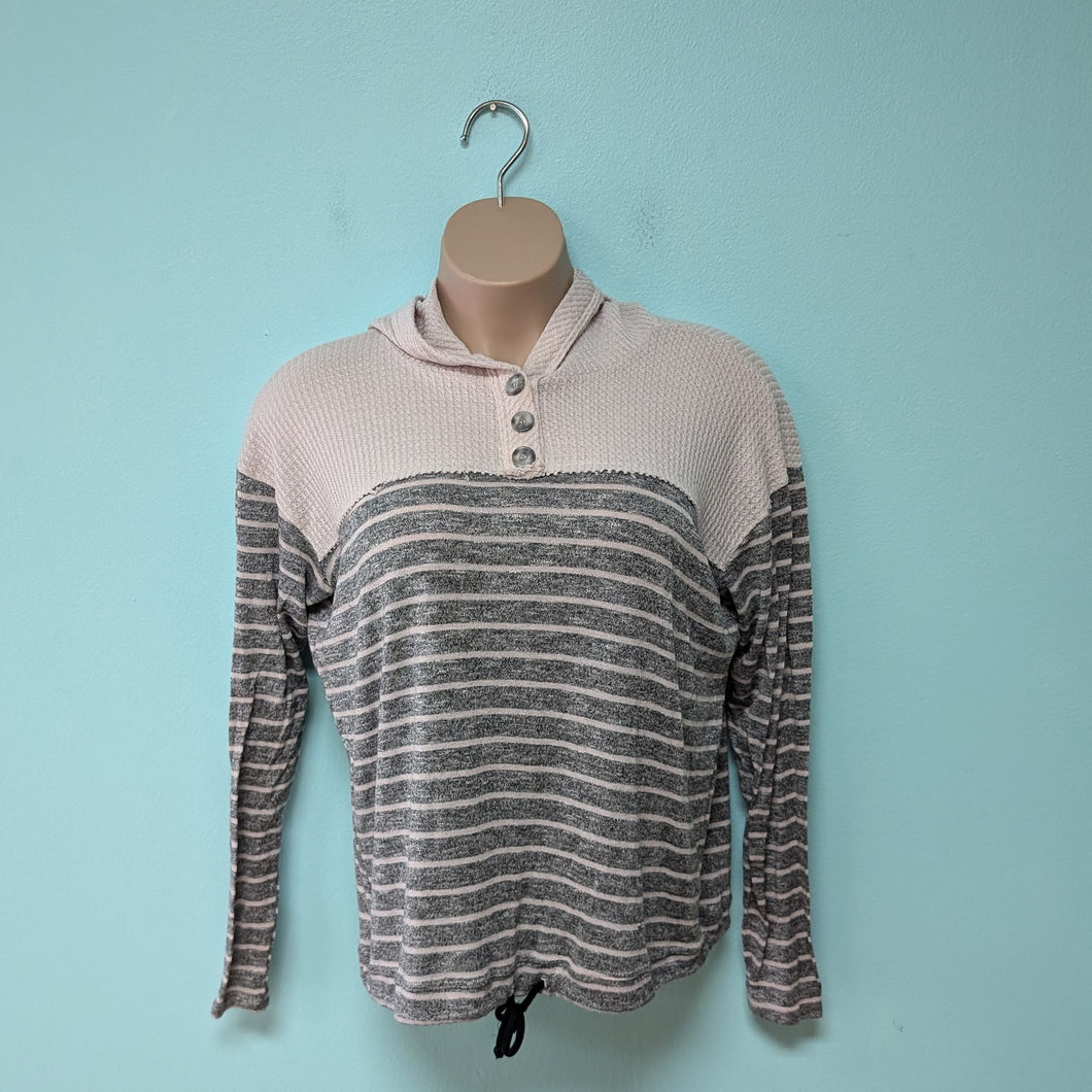 SzXXL Maurices Grey Stripe Waffle Hoodie