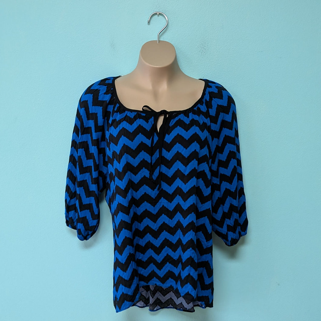 Sz2X Blue/Black Chevron Top