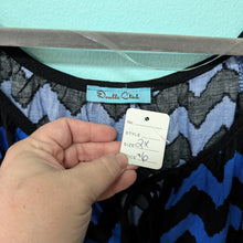 Load image into Gallery viewer, Sz2X Blue/Black Chevron Top