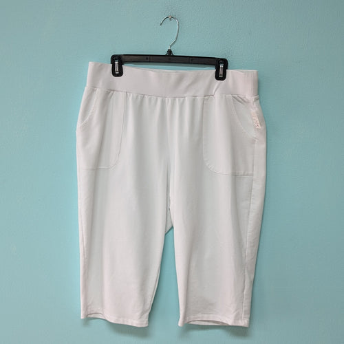 Sz1X White CJ Banks Capri Leggings