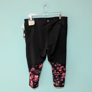 sz2X Pink and Black Champion Capri NWT