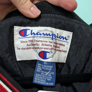 SzXL Vintage Red Champion Wind Breaker