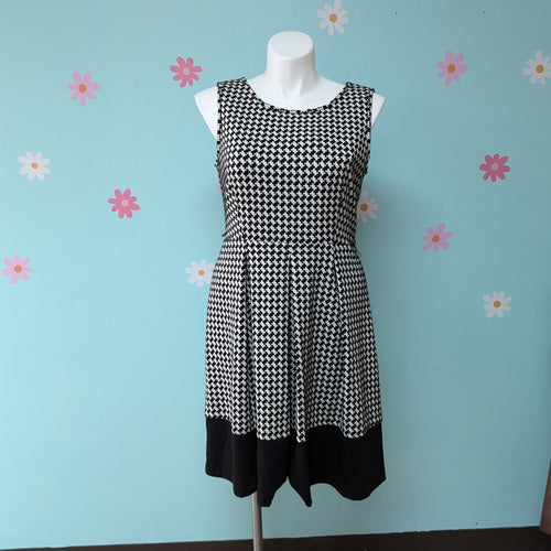 Sz14 Calvin Klein Black & White Houndstooth Dress