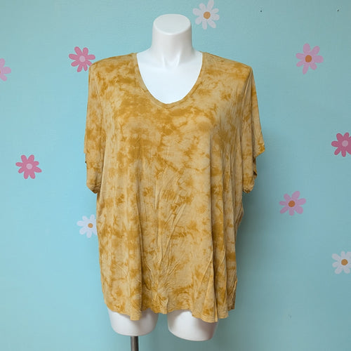 Sz3X Old Navy Yellow Mineral Wash Tee