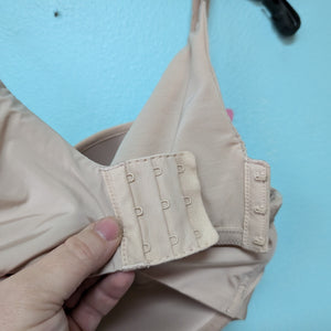 Sz44B Nude Torrid Bra