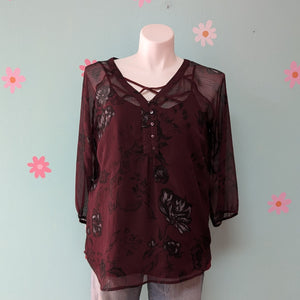 Sz0X Maurices Burgundy Floral Sheer Blouse