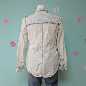 SzXL Maurices Acid Wash Chambray Button  Up