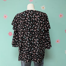 Load image into Gallery viewer, Sz2X Lane Bryant Pink Ditsy Floral Blouse