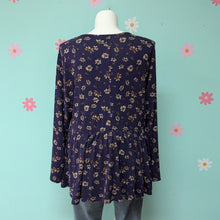 Load image into Gallery viewer, Sz2X Lane Bryant Blue Floral Babydoll Top