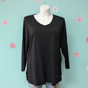 Sz2X Isaac Mizarahi Black V-Neck Tee