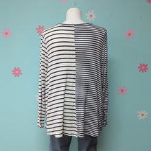 Load image into Gallery viewer, Sz3X Lane Bryant Black &amp; White Stripe Tunic Top