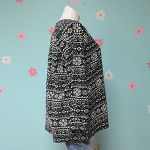 Sz3X Black and White Faire Aisle Fleece Pullover