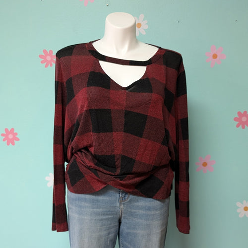 Sz3X Maurices Red/Black Buffalo Check Top