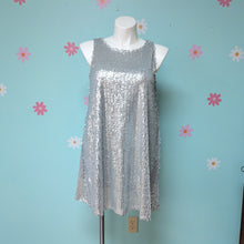 Load image into Gallery viewer, Sz2X Hancy Silver Sequin Mini Dress