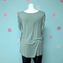 Load image into Gallery viewer, Sz3X Fig &amp; Blu Mint Blue Flutter Sleeve Tee