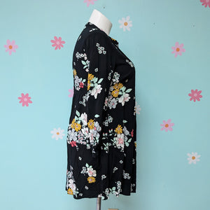 SzXL Black Floral Dress