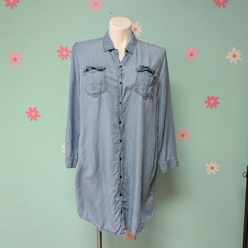 Sz1X Ava & Viv Light Denim Chambray Shirt Dress