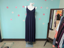 Load image into Gallery viewer, Sz1X Torrid Super Soft Navy Maxi Dress