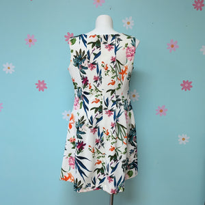 Sz16W Taylor White Tropical Floral Fit and Flare Dress