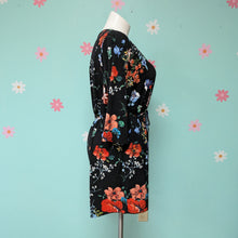 Load image into Gallery viewer, Sz2X Kaileigh Black Floral Romper