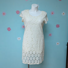 Load image into Gallery viewer, SzXXL Xhilaration Short Sleeve White Lace Dress