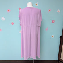 Load image into Gallery viewer, Sz2X EVRI Lilac Purple Chiffon Short Sleeve Dress