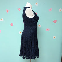 Load image into Gallery viewer, Sz2X Gardenwed Navy Lace Sleeveless Dress