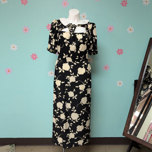 Sz2X Black and Cream Floral Maxi Dress