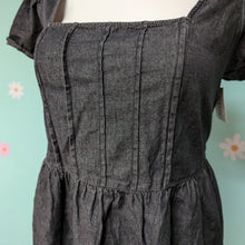 Load image into Gallery viewer, Sz2X Terra &amp; Sky Black Chambray Babydoll Dress