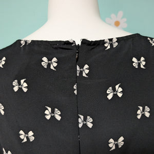 Sz3X Forever 21 Black and White Bow Print Dress