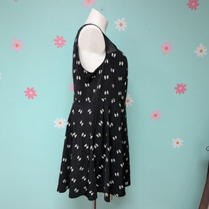 Sz3X Forever 21 Black and White Bow Print Dress