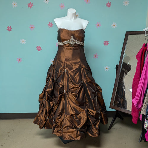 Sz26 Posh Precious Gingerbread Brown Prom Ball Gown