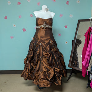 Sz26 Posh Precious Gingerbread Brown Prom Ball Gown