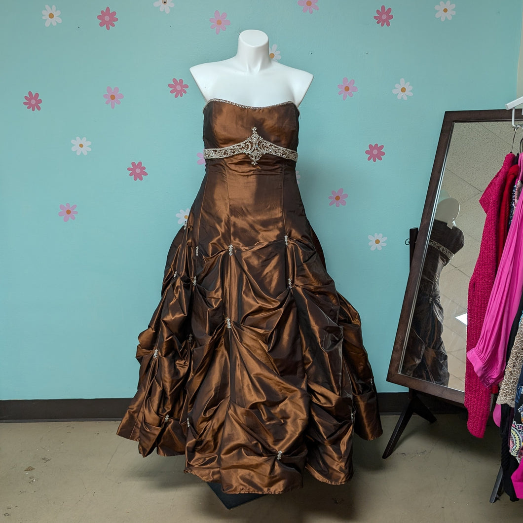 Sz26 Posh Precious Gingerbread Brown Prom Ball Gown