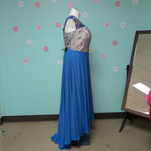 Load image into Gallery viewer, Sz26 Royal Blue Prom Grown