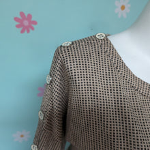 Load image into Gallery viewer, Sz3X Peyton Primrose Tan Waffle Weave Button Sleeve Top