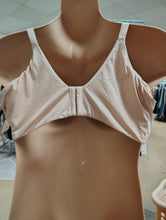 Load image into Gallery viewer, Torrid Curve nude 360 back smoothing push-up t-shirt bra 46DDD