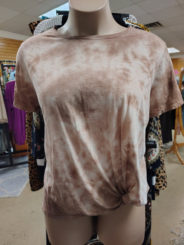 Maurices tie dye knot front tee size 3x
