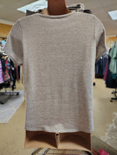 Load image into Gallery viewer, Torrid gray soft top size 2x