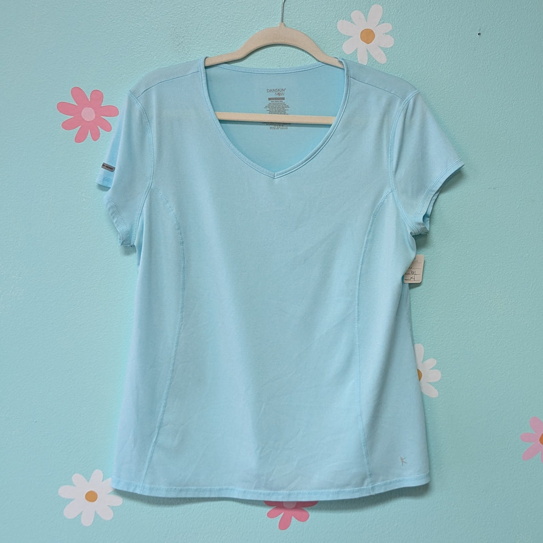 SzXXL Danskin Light Blue Short Sleeve Tee