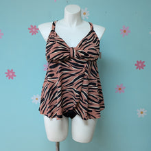 Load image into Gallery viewer, Sz2X Evri Pink Zebra Stripe Tankini Top