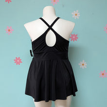Load image into Gallery viewer, Sz2X D/DD Torrid Black Cross Cross Tankini Top NWT